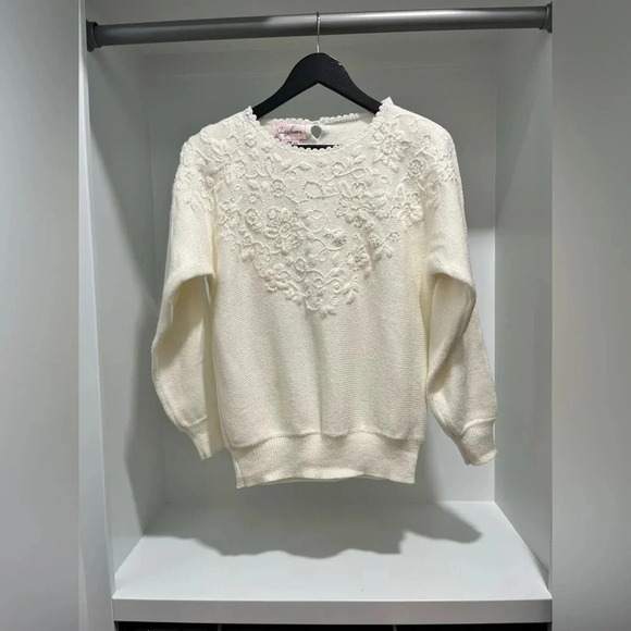 Jaclyn Smith Sweaters - Vintage • Jaclyn Smith ivory Beaded Embroidered Sweater womens size small